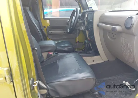 2008 Jeep Wrangler Unlimited Sahara из США, поврежденный, VIN 1J8GA59108L574959